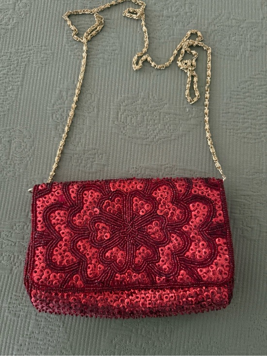 Handbags - Vintage Red Sequin Floral Evening Clutch with Gold Chain Strap